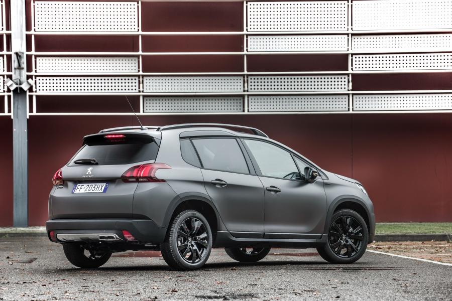  Peugeot 2008 Black Matt 2017 года  (фото 15 из 32)